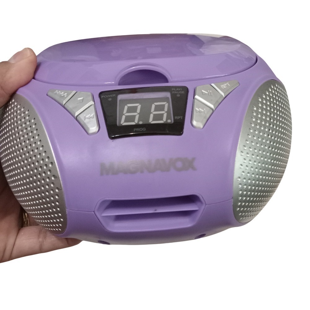 Magnavox MD6924 Purple Portable CDPlayer AM/FM RadioBoomboxCompact Stereo Tested